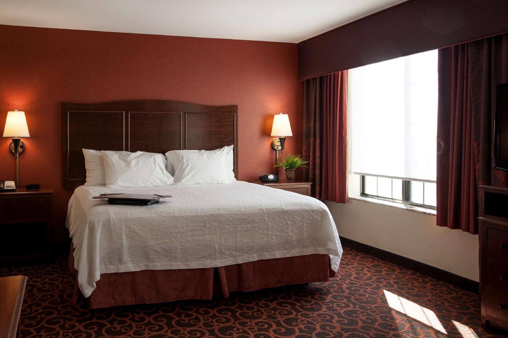 Hampton Inn & Suites Aberdeen Esterno foto